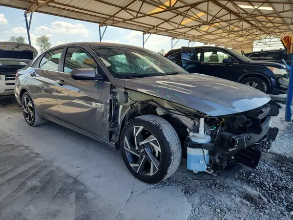 KMHLS4DG0SU937802 — 2025 Hyundai Elantra, фото 4 с аукциона Copart, Передняя часть