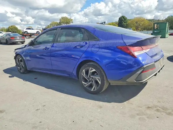 KMHLM4DG5SU923906 — 2025 Hyundai Elantra, фото 2 с аукциона Copart, Передняя часть