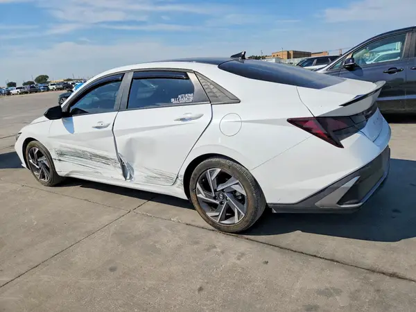 KMHLM4DG9SU045381 — 2025 Hyundai Elantra, фото 2 с аукциона Copart, Боковая часть