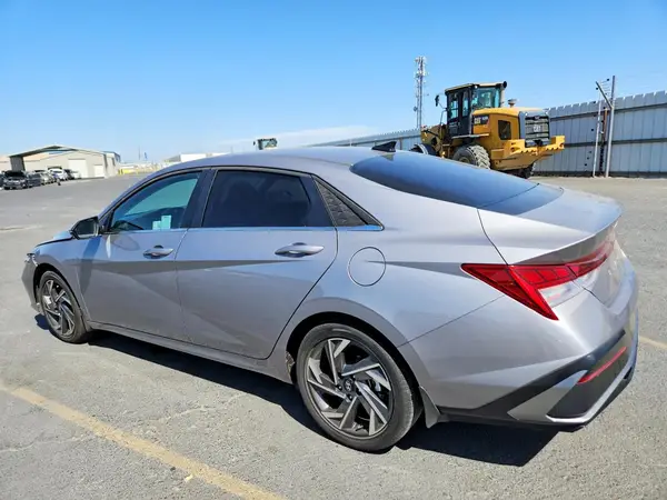 KMHLN4DJ1SU141529 — 2025 Hyundai Elantra, фото 2 с аукциона Copart, Передняя часть