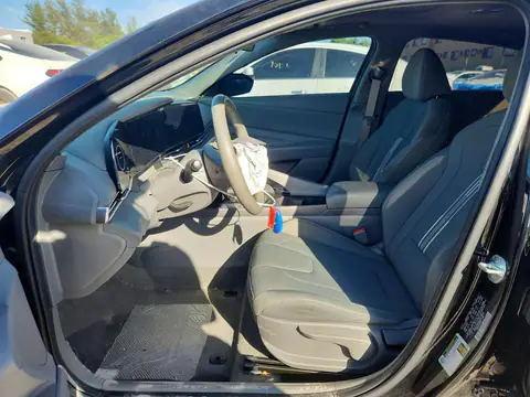 KMHLS4DG8SU970904 — 2025 Hyundai Elantra, Сторона, фото до ремонта