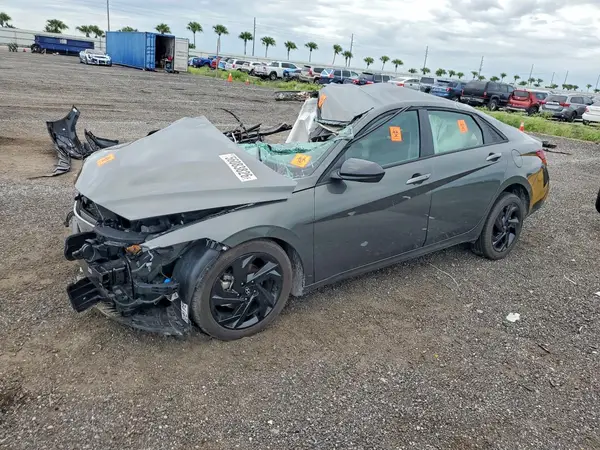 KMHLM4DG8TU147935 — 2026 Hyundai Elantra, Повреждения со всех сторон (All Over), фото до ремонта