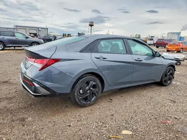 KMHLM4DG2TU201858 — 2026 Hyundai Elantra, фото 3 с аукциона Copart, Передняя часть