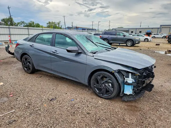 KMHLM4DG2TU201858 — 2026 Hyundai Elantra, фото 4 с аукциона Copart, Передняя часть