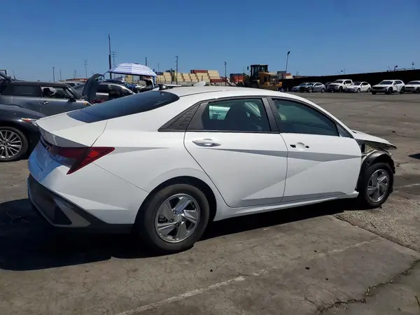 KMHLL4DG3TU117342 — 2026 Hyundai Elantra, фото 3 с аукциона Copart, Передняя часть