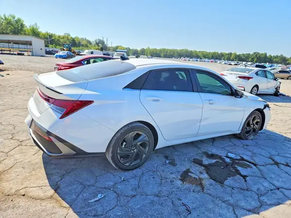 KMHLS4DG9TU185650 — 2026 Hyundai Elantra, фото 3 с аукциона Copart, Передняя часть