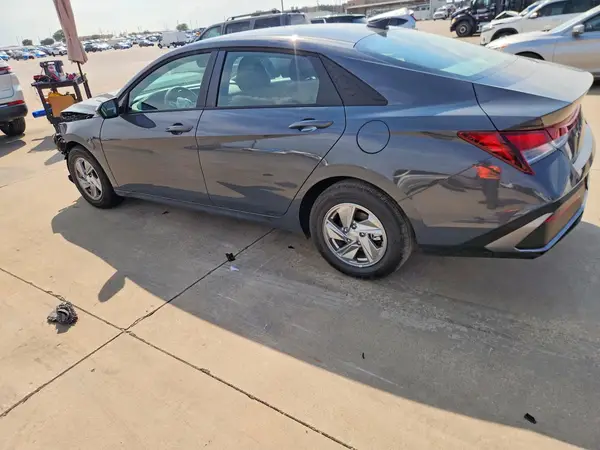 KMHLL4DG0TU245909 — 2026 Hyundai Elantra, фото 2 с аукциона Copart, Передняя часть