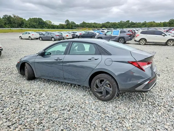 KMHLM4DG8TU270909 — 2026 Hyundai Elantra, фото 2 с аукциона Copart, Передняя часть