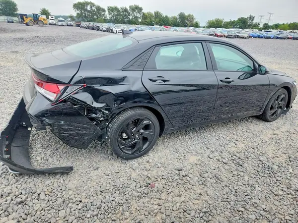 KMHLM4DGXTU260849 — 2026 Hyundai Elantra, фото 3 с аукциона Copart, Передняя часть