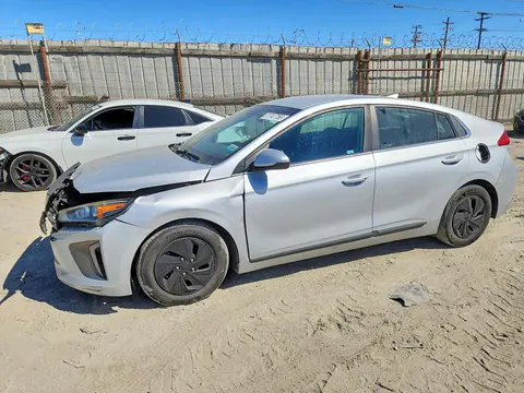 KMHC75LC1HU019054 — 2017 Hyundai Ioniq, Передняя часть (Front End), фото до ремонта
