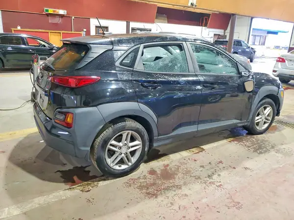 KM8K12AA0KU285900 — 2019 Hyundai Kona, фото 3 с аукциона Copart, Вандализм