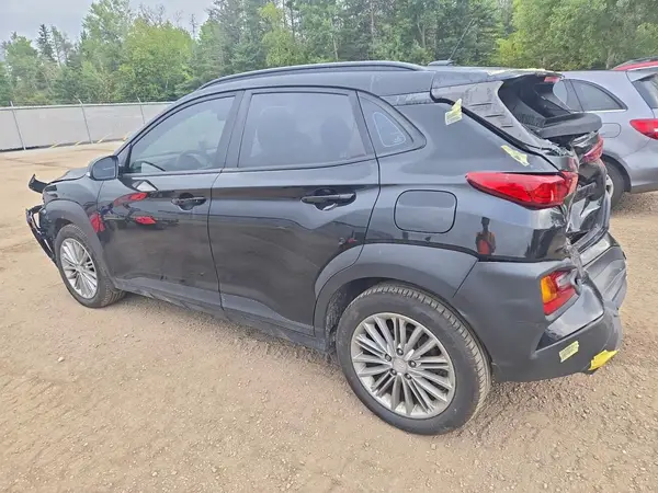 KM8K22AA7LU411071 — 2020 Hyundai Kona, фото 2 с аукциона Copart 06.10.2026, Задняя часть