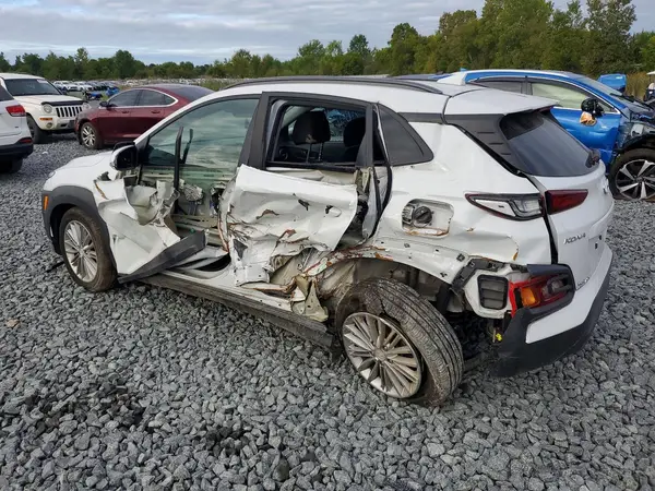 KM8K6CAA2LU418875 — 2020 Hyundai Kona, фото 2 с аукциона Copart 28.09.2026, Боковая часть