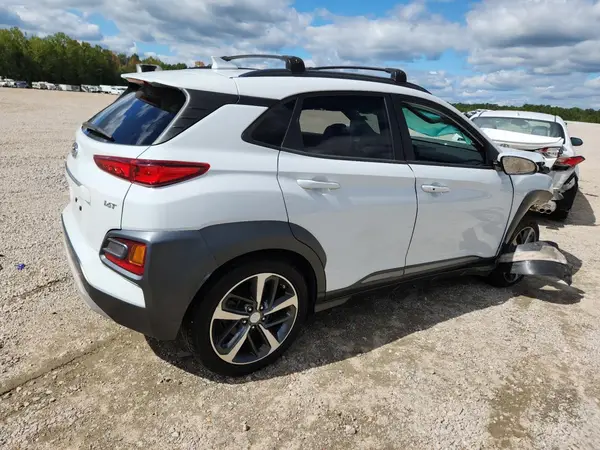 KM8K33A53MU627975 — 2021 Hyundai Kona, фото 3 с аукциона Copart, Передняя часть
