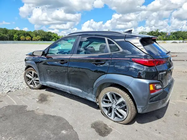 KM8K5CA56MU747411 — 2021 Hyundai Kona, фото 2 с аукциона Copart, Передняя часть