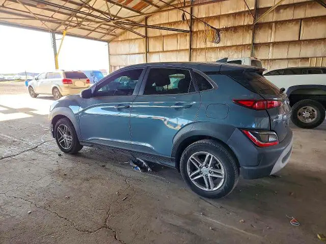 KM8K22AB3NU765813 — 2022 Hyundai Kona, фото 2 с аукциона Copart 30.09.2026, Боковая часть