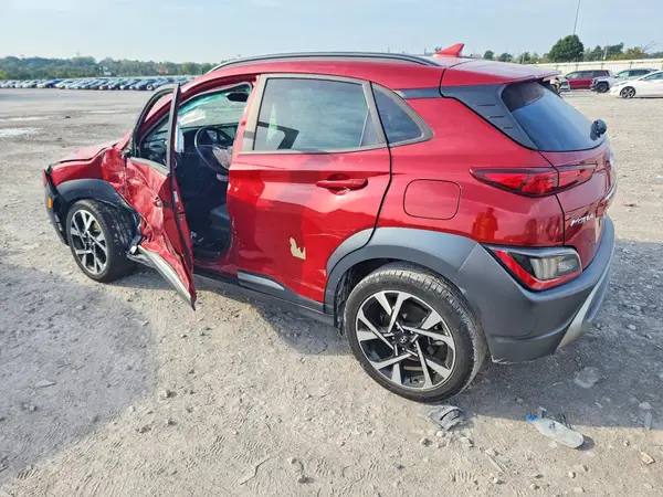 KM8K53A33NU756471 — 2022 Hyundai Kona, фото 2 с аукциона Copart, Боковая часть