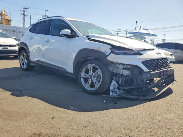 KM8K62AB9NU765822 — 2022 Hyundai Kona, фото 4 с аукциона Copart, Передняя часть