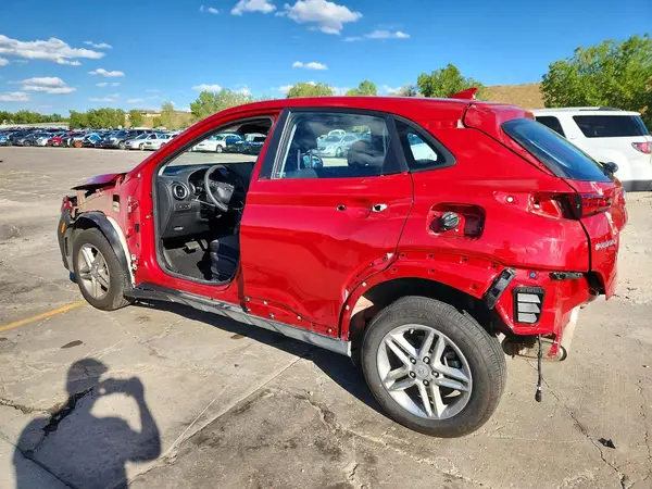 KM8K2CABXNU836169 — 2022 Hyundai Kona, фото 2 с аукциона Copart, Боковая часть