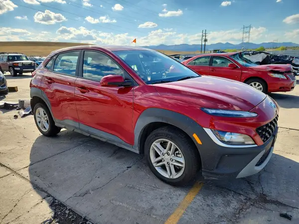 KM8K2CABXNU836169 — 2022 Hyundai Kona, фото 4 с аукциона Copart, Боковая часть