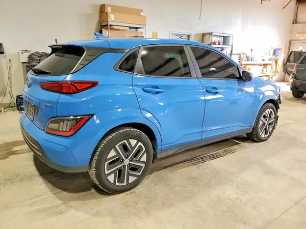 KM8K53AG7NU159214 — 2022 Hyundai Kona, фото 3 с аукциона Copart, Передняя часть