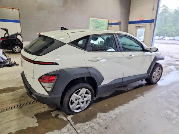 KM8HACAB4RU046112 — 2024 Hyundai Kona, фото 3 с аукциона Copart, Передняя часть