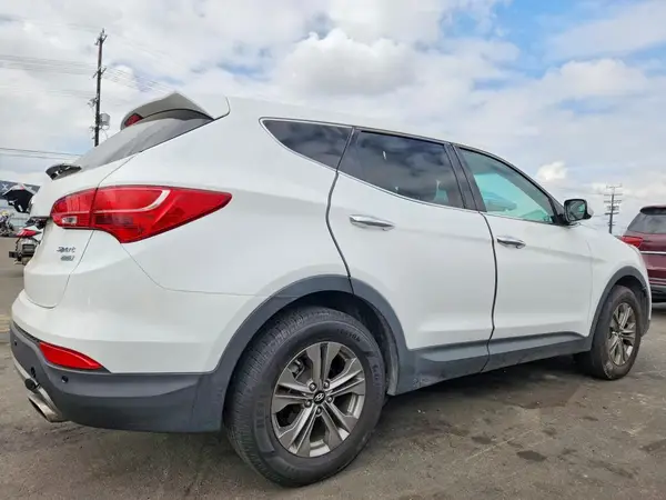 5XYZTDLB6GG361451 — 2016 Hyundai Santa FE, фото 3 с аукциона Copart 28.09.2026, Механические повреждения