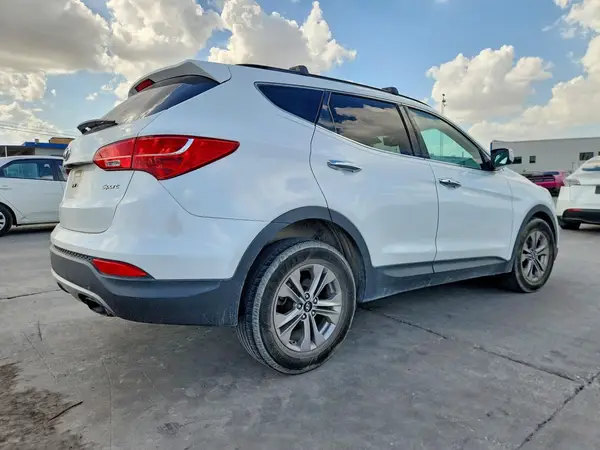 5XYZU3LBXGG365459 — 2016 Hyundai Santa FE, фото 3 с аукциона Copart 08.10.2026, Передняя часть