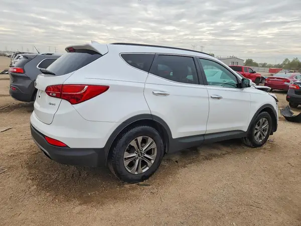 5XYZU3LB6GG366513 — 2016 Hyundai Santa FE, фото 3 с аукциона Copart, Передняя часть