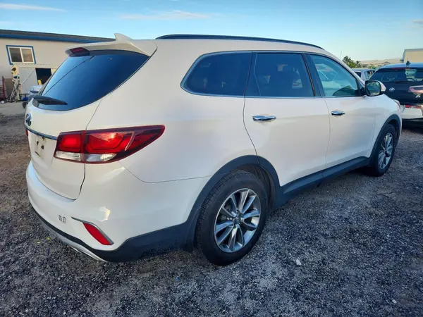 KM8SM4HF3HU190101 — 2017 Hyundai Santa FE, фото 3 с аукциона Copart, Передняя часть