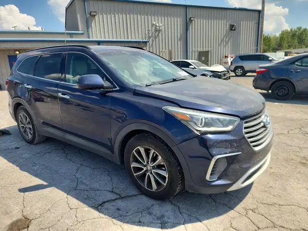KM8SM4HF2HU185567 — 2017 Hyundai Santa FE, фото 4 с аукциона Copart 08.10.2026, Передняя часть