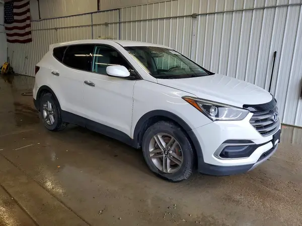 5XYZTDLB1HG440902 — 2017 Hyundai Santa FE, фото 4 с аукциона Copart 14.10.2026, Мелкие вмятины и царапины