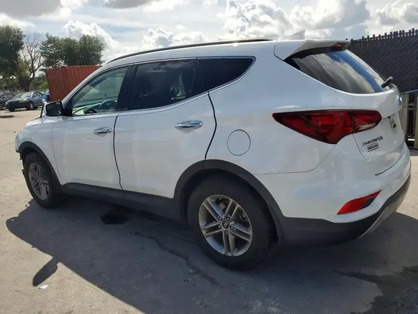 5XYZU3LB5HG427044 — 2017 Hyundai Santa FE, фото 2 с аукциона Copart 06.10.2026, Передняя часть