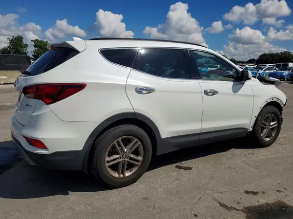 5XYZU3LB5HG427044 — 2017 Hyundai Santa FE, фото 3 с аукциона Copart 06.10.2026, Передняя часть