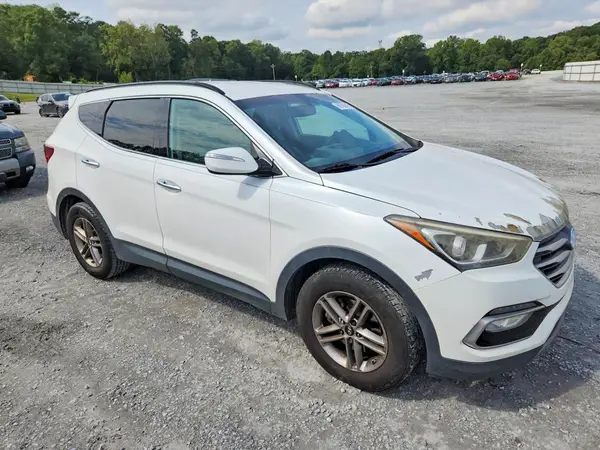 5XYZU3LB7HG431015 — 2017 Hyundai Santa FE, фото 4 с аукциона Copart, Задняя часть