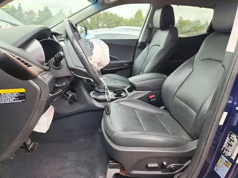 5XYZU4LA2HG461522 — 2017 Hyundai Santa FE, фото 7 с аукциона Copart, Передняя часть