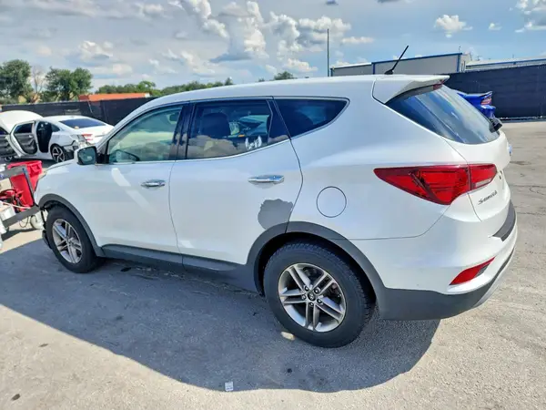5NMZT3LB0JH107550 — 2018 Hyundai Santa FE, фото 2 с аукциона Copart 01.10.2026, Передняя часть