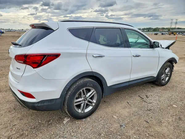 5NMZU3LB0JH064650 — 2018 Hyundai Santa FE, фото 3 с аукциона Copart, Передняя часть