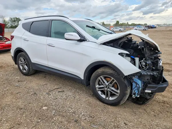 5NMZU3LB0JH064650 — 2018 Hyundai Santa FE, фото 4 с аукциона Copart, Передняя часть