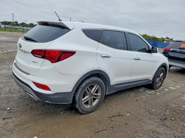 5XYZT3LB2JG560594 — 2018 Hyundai Santa FE, фото 3 с аукциона Copart 13.10.2026, Естественный износ