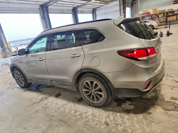 KM8SMDHF9JU272338 — 2018 Hyundai Santa FE, фото 2 с аукциона Copart, Передняя часть