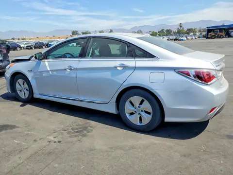 KMHEC4A40FA133104 — 2015 Hyundai Sonata Hybrid, фото 2 с аукциона Copart 14.10.2026, Передняя часть
