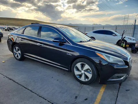 2016 HYUNDAI SONATA HYBRID VIN KMHE34L11GA017415 фото 4