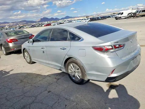 2019 Hyundai SONATA HYBRID VIN KMHE24L30KA090496 фото 2