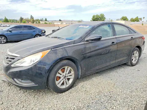 5NPEB4AC9DH736377 — 2013 Hyundai Sonata, Задняя часть (Rear End), фото до ремонта