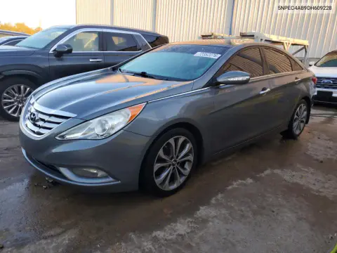 5NPEC4AB9DH609228 — 2013 Hyundai Sonata, Задняя часть, фото до ремонта