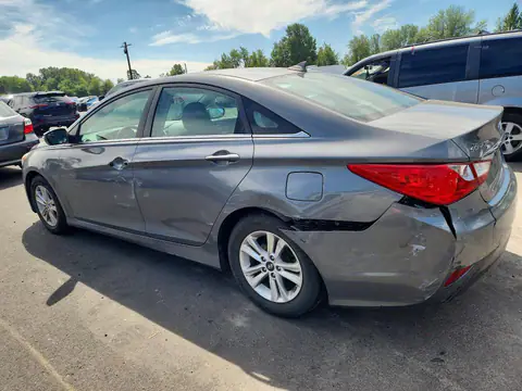 5NPEB4AC1EH927499 — 2014 Hyundai Sonata, фото 2 с аукциона Copart 14.10.2026, Вандализм