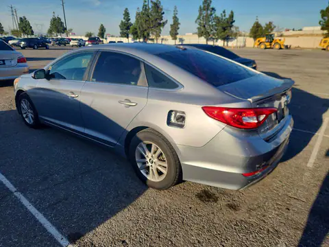5NPE24AF3FH176286 — 2015 Hyundai Sonata, фото 2 с аукциона Copart 13.10.2026, Мелкие вмятины и царапины