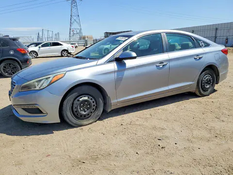 5NPE24AF9FH039806 — 2015 Hyundai Sonata, Задняя часть (Rear End), фото до ремонта