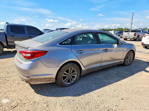 5NPE24AF9FH122264 — 2015 Hyundai Sonata, фото 3 с аукциона Copart 06.10.2026, Передняя часть